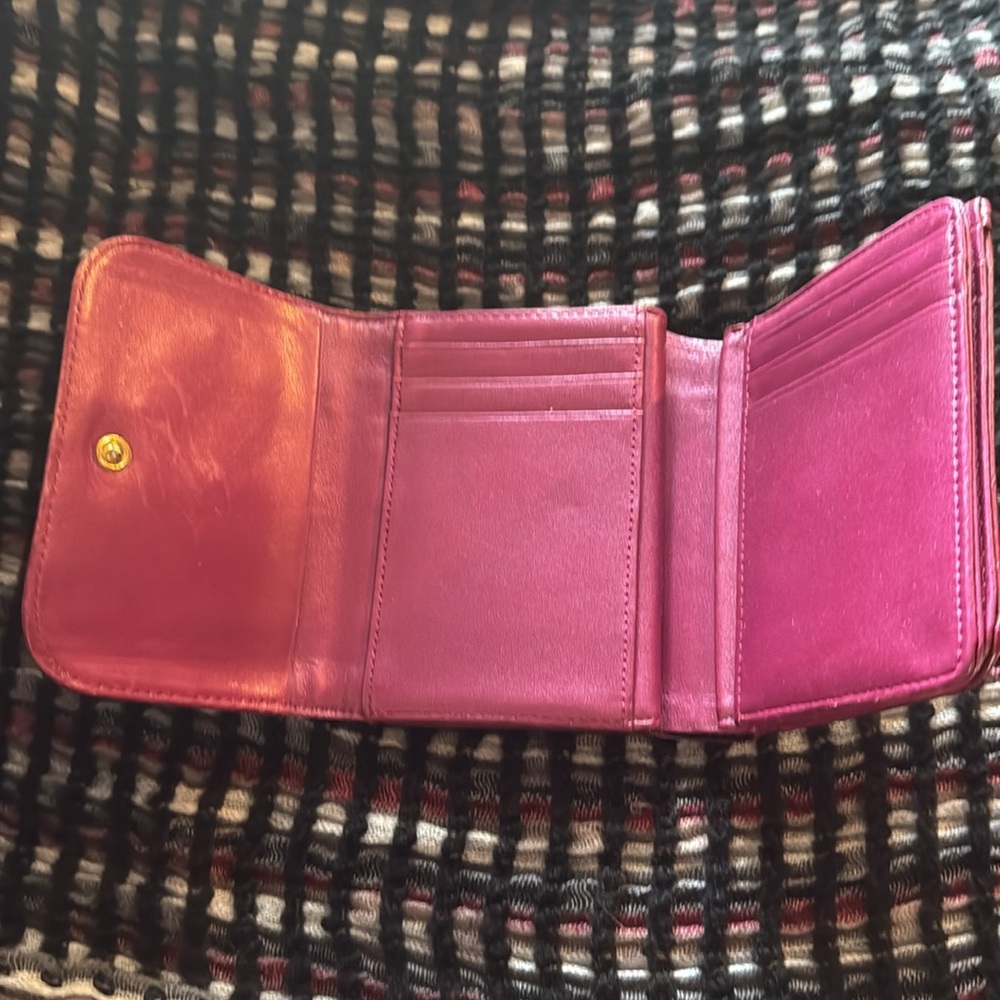 ♥️Great USED Condition Anna Sui Cherry Heart Embellished Red Leather Wallet - Picture 11 of 16